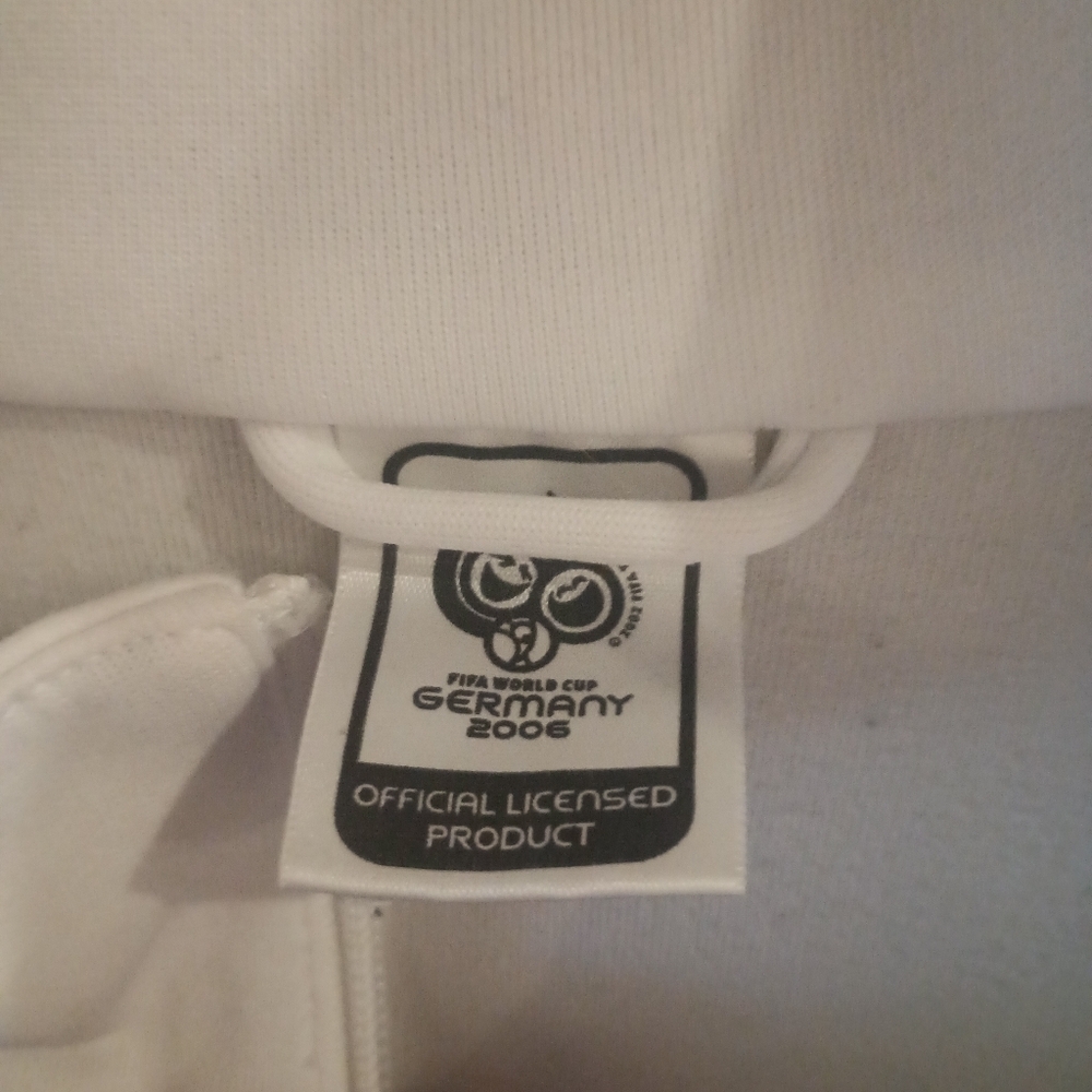 Adidas England World Cup Team Jacket 2006 - Picture 7 of 7